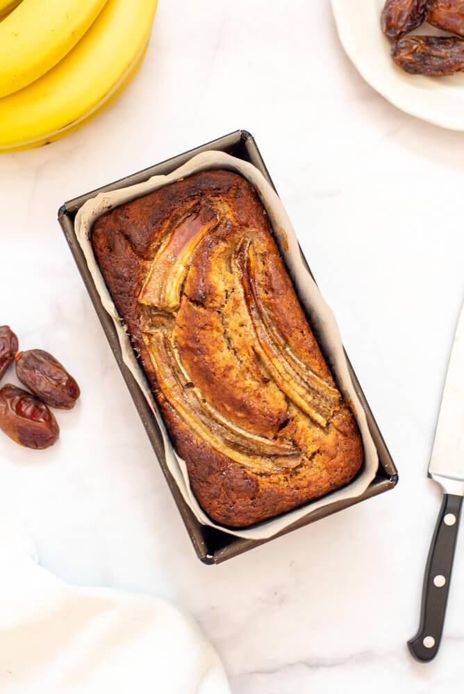 Maple Date Banana Bread – preparation step 5