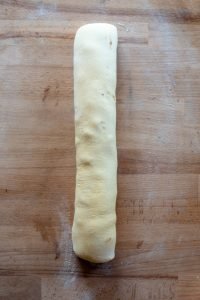 Nutella Babka – preparation step 3