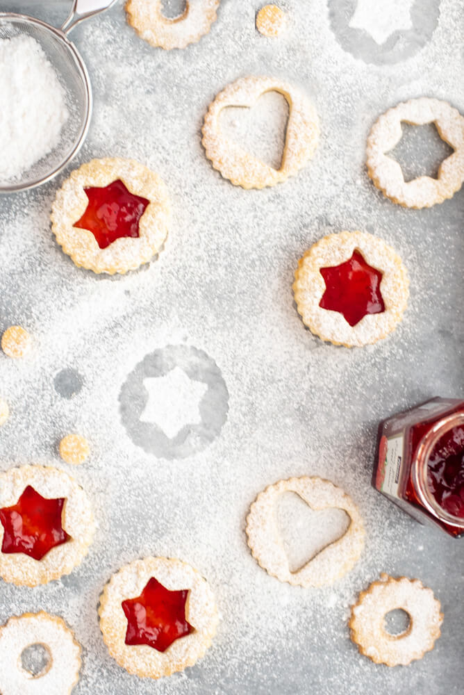 Strawberry Linzer Biscuits – preparation step 4
