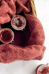 Strawberry & Elderflower Jam – preparation step 1