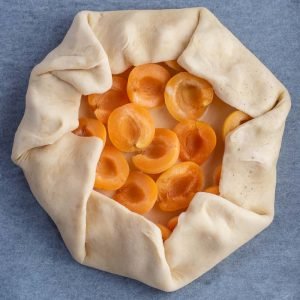 Apricot Semolina Galette – preparation step 9