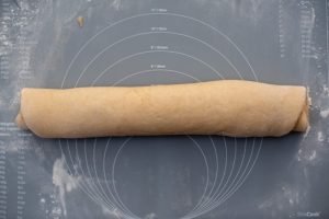 Nutella And Hazelnut Buns – preparation step 2