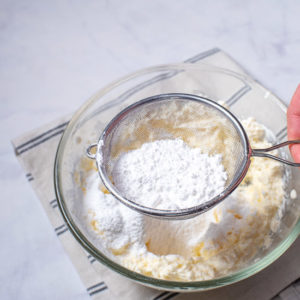Cream Cheese Frosting – preparation step 5