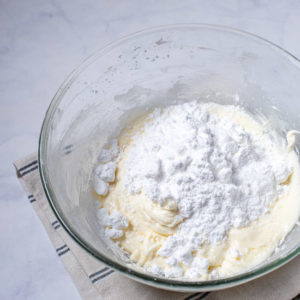 Cream Cheese Frosting – preparation step 7